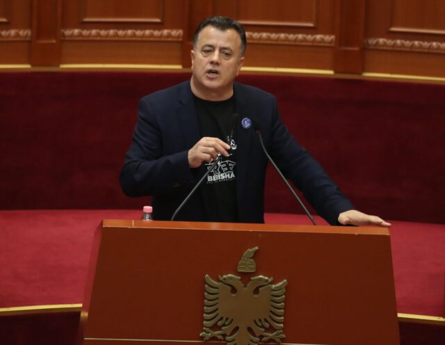 flamur noka parlament