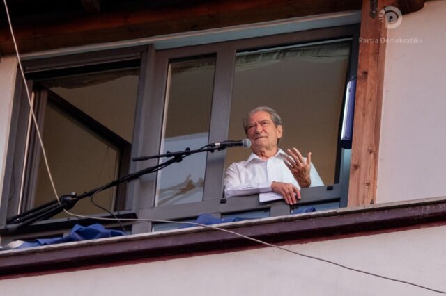 4ae180c6-c673-401c-8b0a-15be5da08e4d