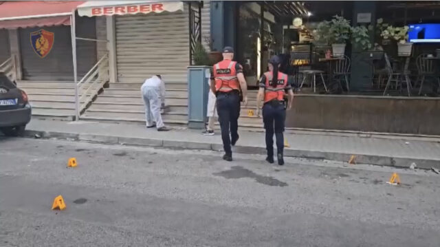 polic vendngjarje piketa shirit