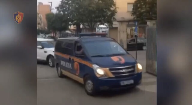 Qëllohet ne armë zjarri në Shkodër, një person në spital