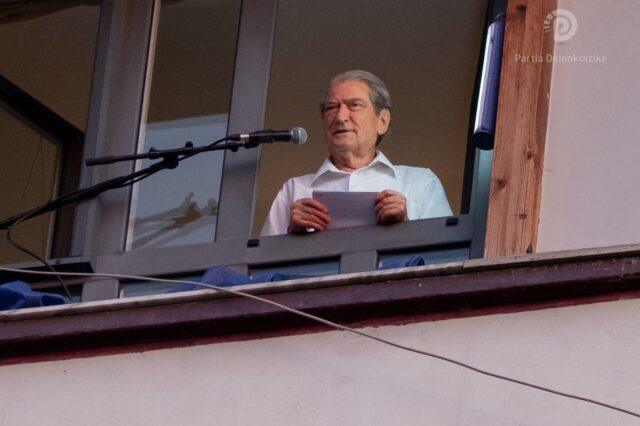 b90e8c82-f508-4200-bbc9-14b000fa01cb