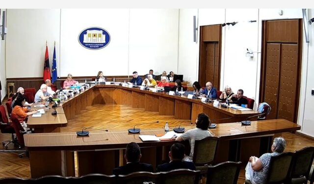 e689fc8d-9fdf-4737-b8e1-7d877ba5d8c1