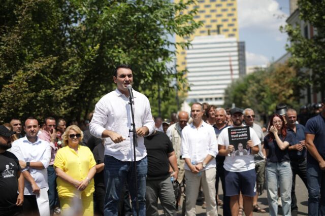 ea16b5f8-c968-42c8-be51-dfb96bc0e71a