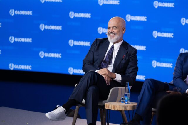 63f8f3b6-76f6-4d30-a668-be2b348e35c9