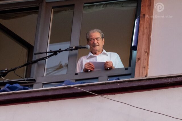 e4edcf5d-f2ca-49a4-ab62-0fcc62c72790