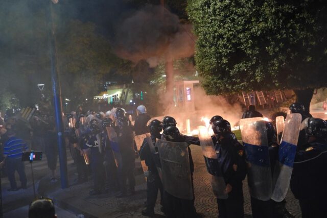 7f92950b-301a-411d-8488-b55f1d21c81a