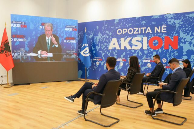 b2dc83cf-1659-4e50-92e1-ac258b2d9895