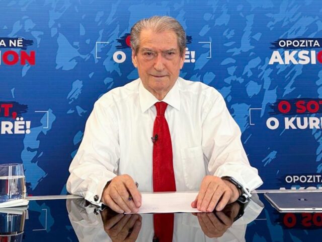 e7a74fa0-e0a7-4667-bab2-2007aade9900