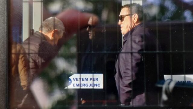 b9a9a721-7f2a-4da7-a701-8b6fb1bf116c