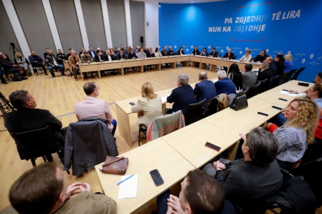 3efdb29f-6e16-4fa5-b7e1-6e9651f6fcc7