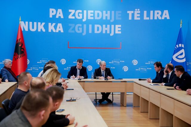 6ce56aa4-da82-44d9-b302-1c729c052fa3