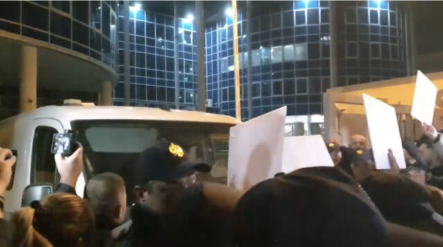 Spak proteste per veliaj