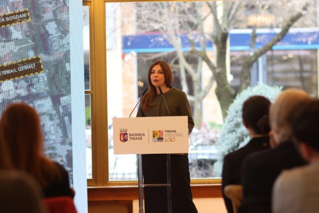 ab1d5991-3756-40dc-b8e8-c635ca0d22aa