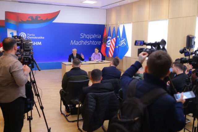 c861e9a2-94ac-4005-9bec-4b89245da061