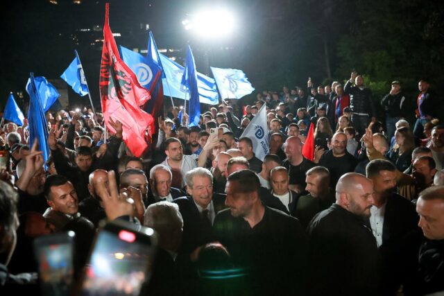 0716ecc4-0f55-470b-bdd9-ced85c3708c8