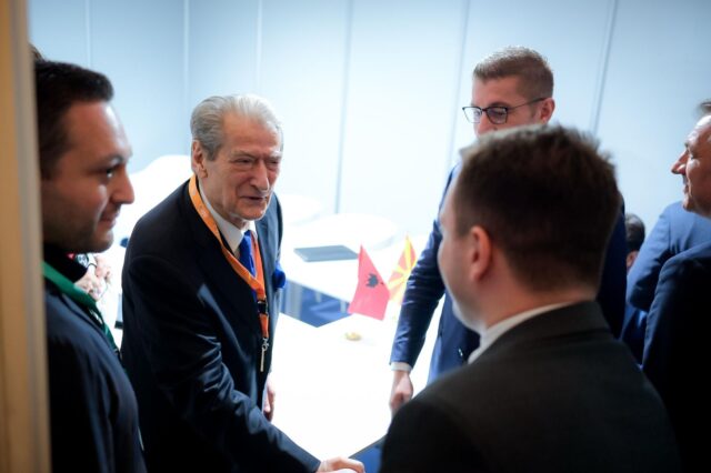 111d8b5a-5d75-4bbe-9d0a-d9520e5201a6