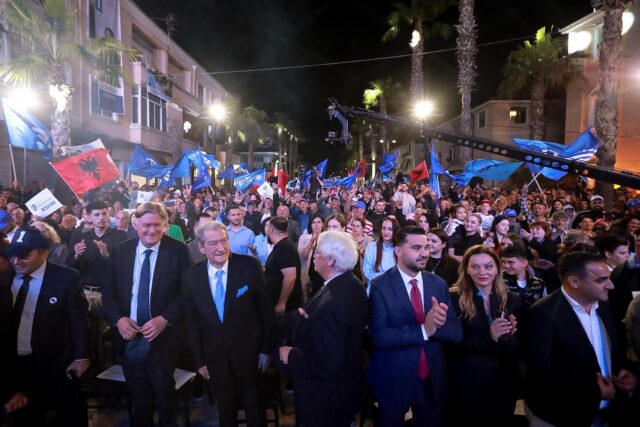 39f6100f-6668-434c-84b9-17aa1be6a4a5