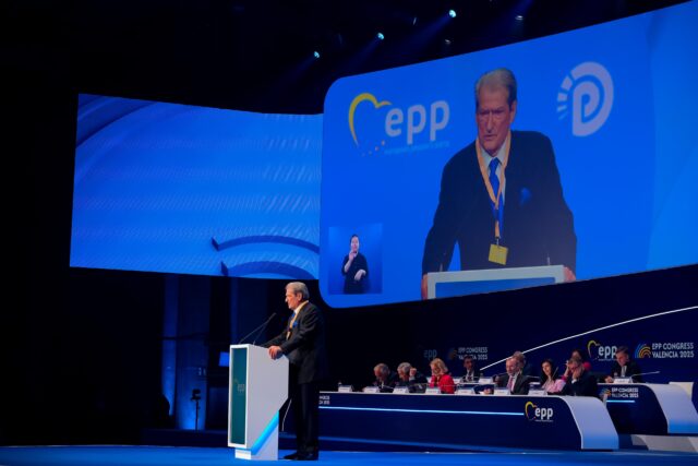 a36eccce-7fa5-47e9-89c7-a8d4c6a7c390