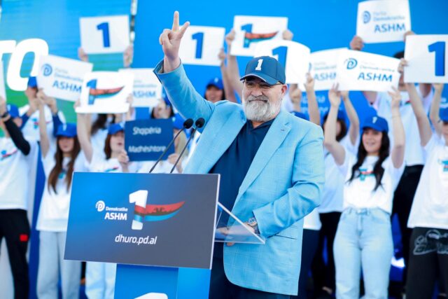 5d09b0a4-9804-4dbb-9a78-13467b71c431