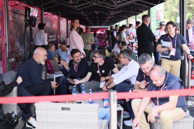 804fa7ff-3fd8-403f-8fc0-695f61b975c4