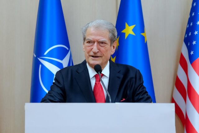 838a9efd-1998-4a29-ab6b-763769ce9dc4