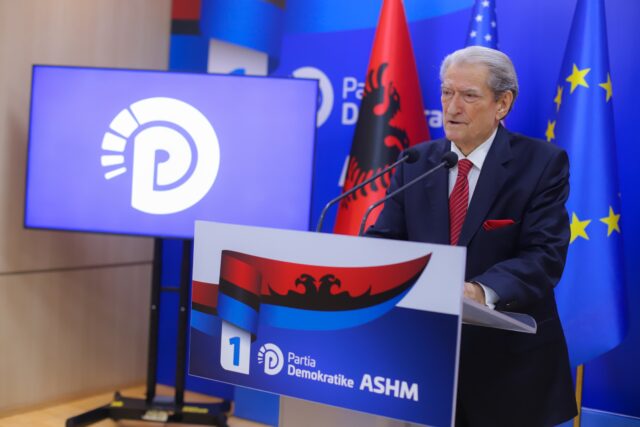 b71b7674-5883-4f21-91ad-d063b97fcadd