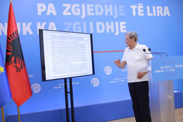 d07cdaa6-936b-4653-943a-1814586d9acf