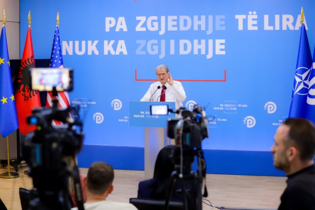 573cf8f3-e050-4150-a964-a59150178332