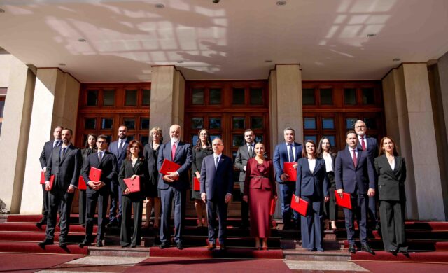 5e8faebc-0082-4a37-a927-15b2a82cff00