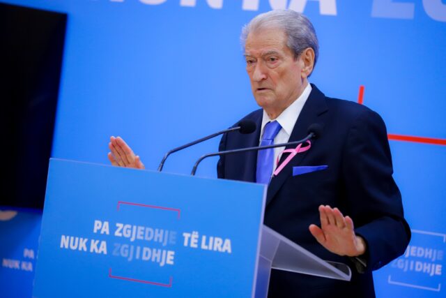 e1a8bd38-a2e8-4460-8860-d7f13d8d8b9d