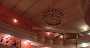 Kësulkuqja vjen në Elbasan – shfaqje argëtuese për fëmijët këtë fundjavë në teatrin “Skampa”