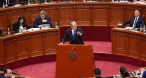 Berisha, Gjiknurit: Ti nuk je si Lubia, por kur nëna humbi 8 milionë dollarë ti u bëre keq