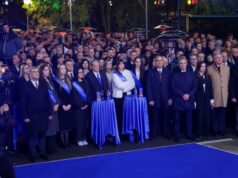 Berisha nderon themeluesit dhe kontribuuesit e PD ndër vite, nga Hajdari e Pashko tek Olldashi e Bogdani