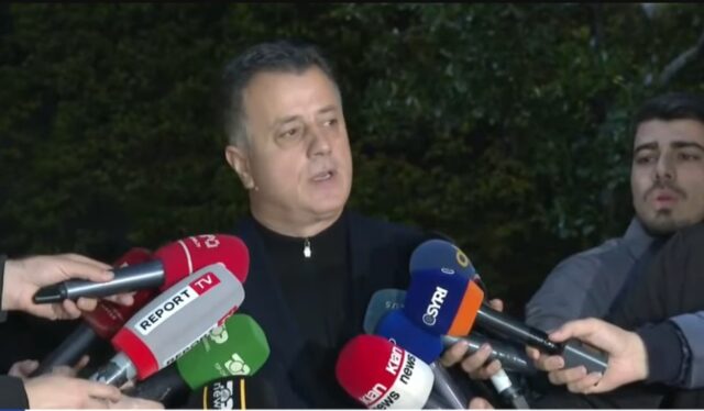 Flamur Noka: Suel Çela ka kërcënuar demokratët që të mos merrnin pjesë në Foltoren e SBerishës